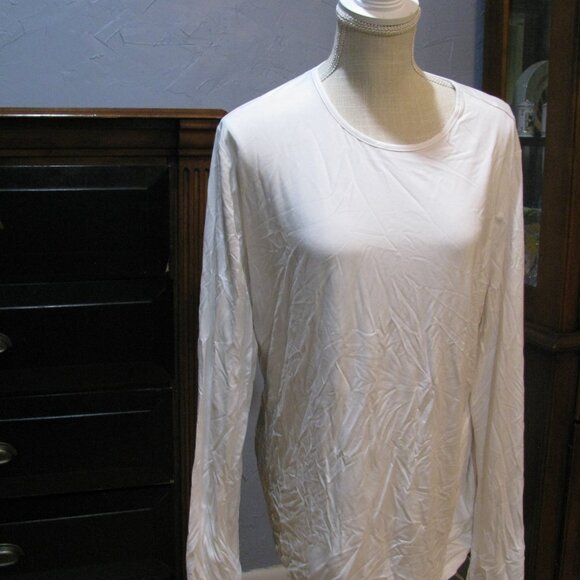 * 2/$15 Locoowai White Blouse XXL NWT Soft Velvety Stretch Long Sleeve - Picture 4 of 4